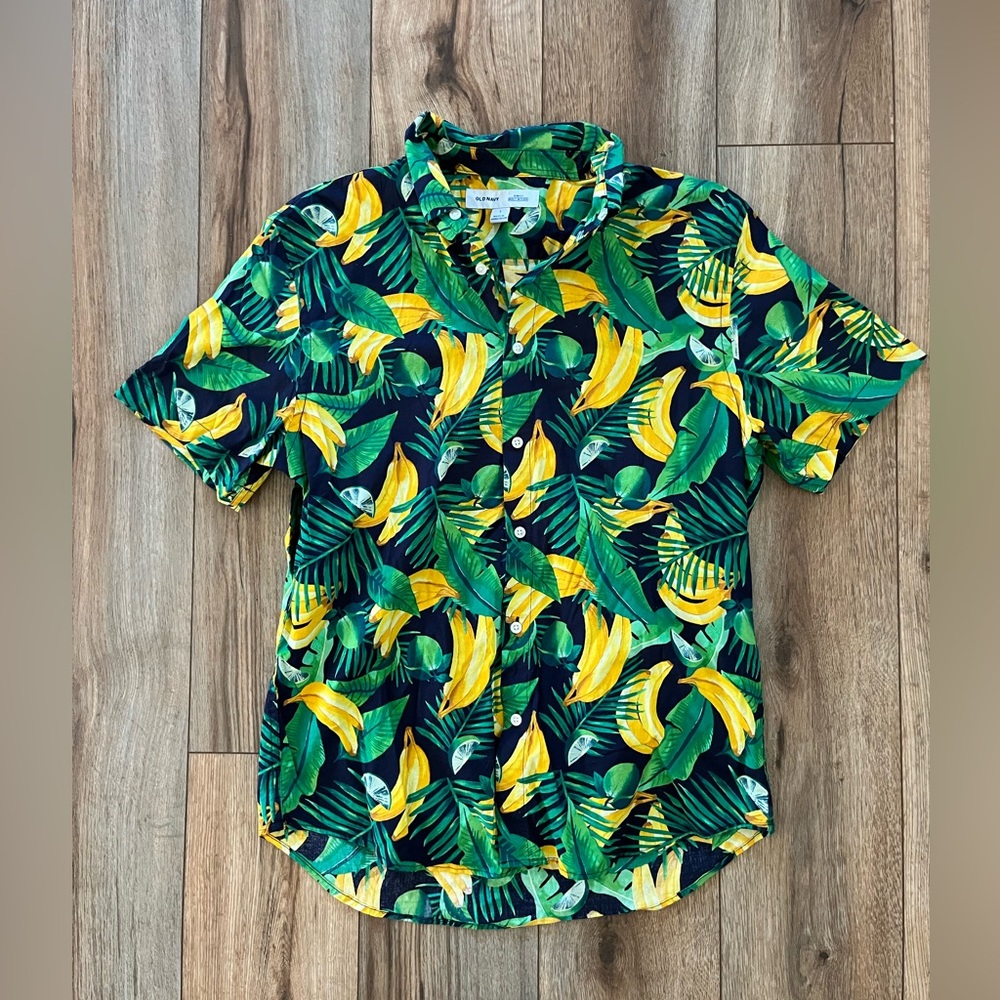 Men’s dress shirt